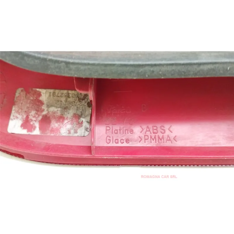 FANALE POST. DX. RENAULT MASTER (10/03-10/06) T28/120 2.5 DCI PM-TM ICE CMB 4P/D/2463C