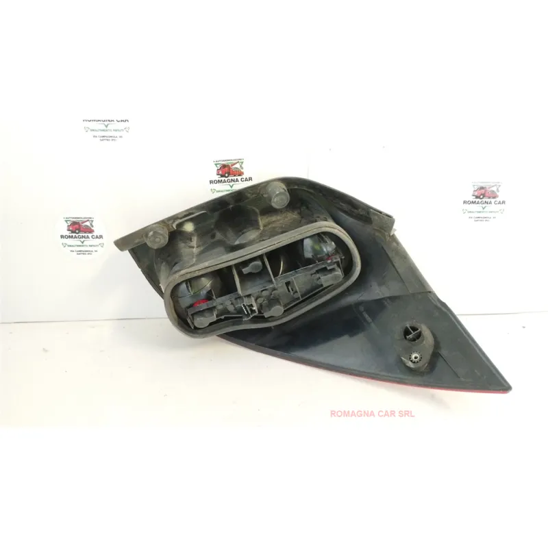FANALE POST. PARTE EST. SX. RENAULT LAGUNA 2A SERIE (03/01-09/07) 1.6 16V BER. 5P/B/1598CC