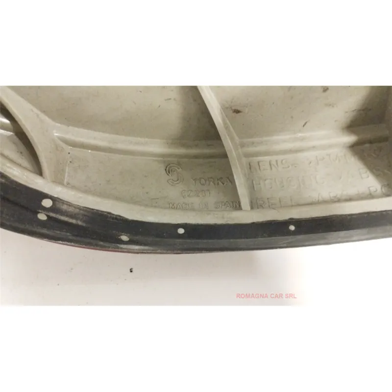 FANALE POST. T.32123349 DX. OPEL ZAFIRA (T98) (03/99-12/05) 1.6 16V (71KW) MNV 5P/B-M/1598CC