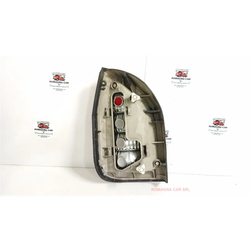 FANALE POST. T.32123349 DX. OPEL ZAFIRA (T98) (03/99-12/05) 1.6 16V (71KW) MNV 5P/B-M/1598CC