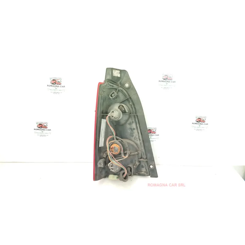 FANALE POST. DX. OPEL AGILA (H00) (08/03-01/08) 1.0 12V MNV 5P/B/998CC