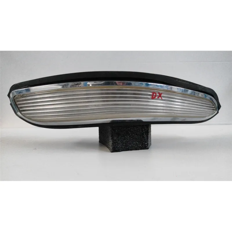 FANALE POST. DX. LANCIA THESIS (SJ) (06/02-04/08) 2.4 JTD EMBLEMA BER. 4P/D/2387CC