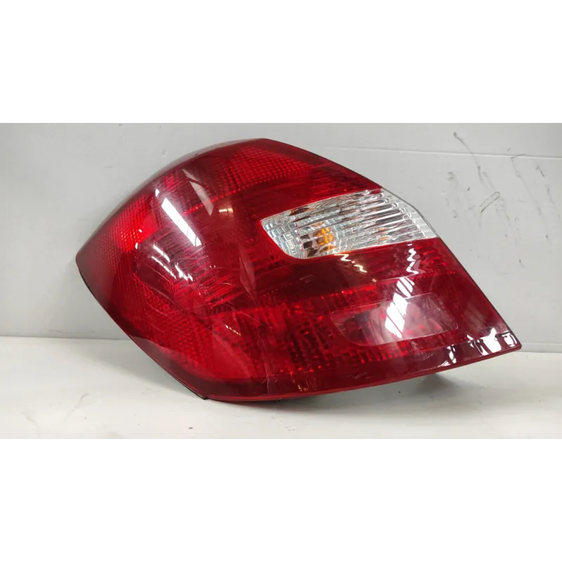 FANALE POST. SX. SKODA FABIA (54) (04/07-03/15) 1.2 (44KW) BER. 5P/B/1198CC