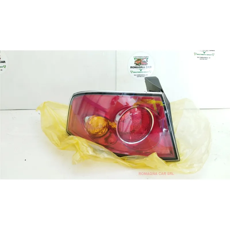 FANALE POST. PARTE EST. DX. SEAT IBIZA (6L) (12/01-08/09) 1.2 (44KW) BER. 3P/B/1198CC