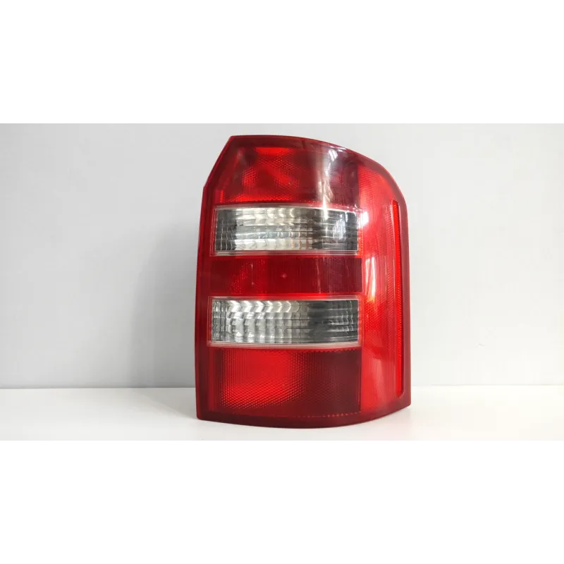 FANALE POST. DX. AUDI A2 (8Z) (06/00-02/06) 1.4 TDI BER. 5P/D/1422CC
