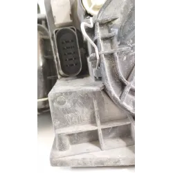 PROIETTORE DX. AUDI A4 (8E) (10/04-02/08) 1.6 BER. 4P/B/1595CC