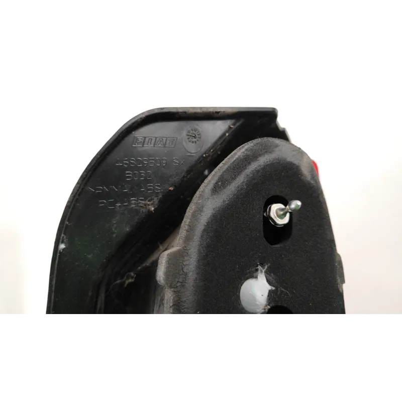 FANALE POST. SX. LANCIA MUSA (TG) (07/04-06/08) 1.3MJ 16V (51KW) PLATINO MNV 5P/D/1248CC