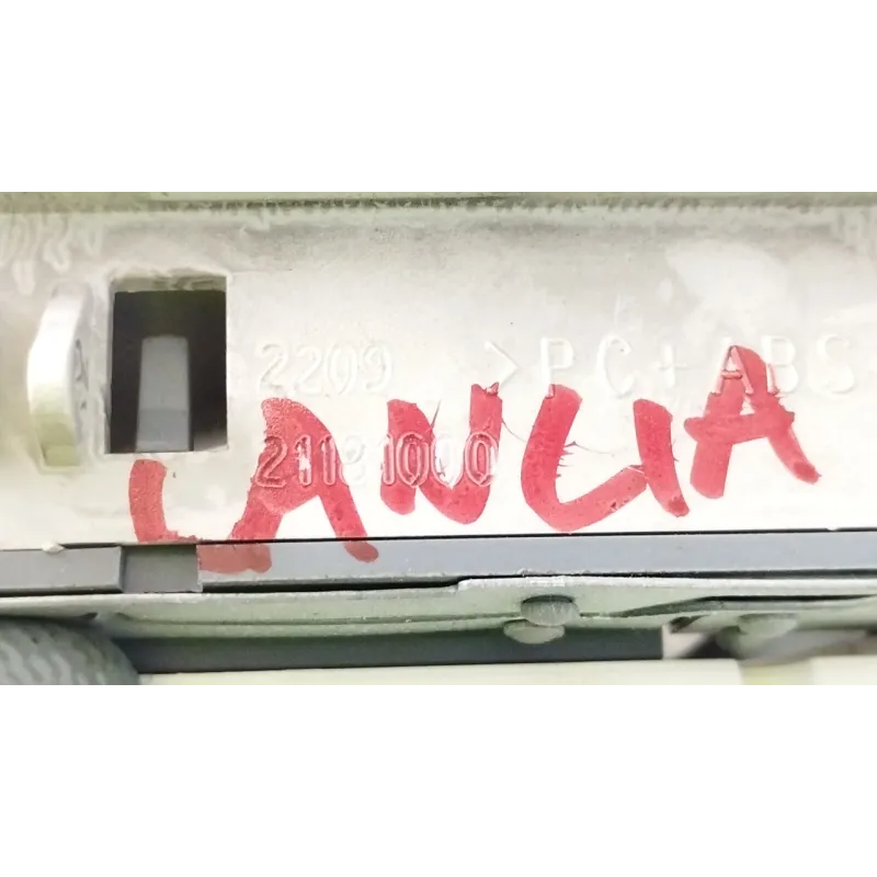 LUCE CORTESIA ANT. TETTO LANCIA DELTA (TH) (06/08-03/11) 1.4 T-JET (110KW)PLATINO BER.5P/B/1368CC