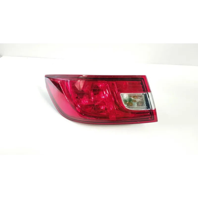 FANALE POST. PARTE EST. SX. RENAULT CLIO 4A SERIE (06/16-12/2019) 1.2 (54KW) BER 5P/B/1149CC