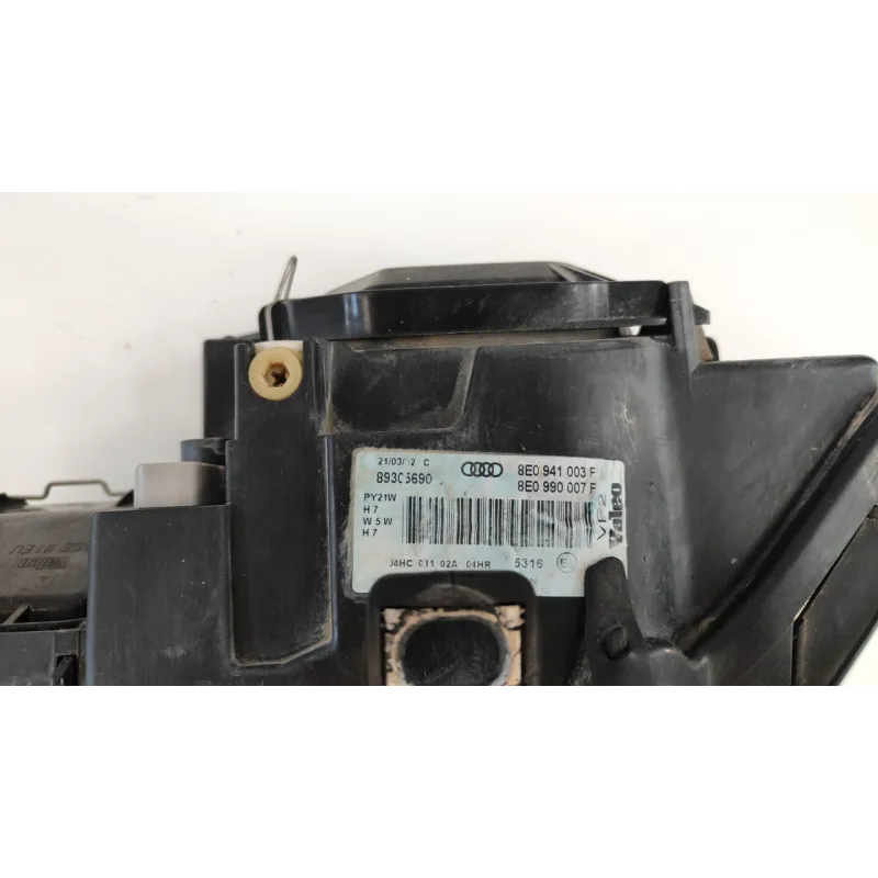 PROIETTORE P/REGOLAZIONE ALTEZZA SX. AUDI A4 (8E) (11/00-11/04) 1.9 TDI (96KW) SW 5P/D/1896CC