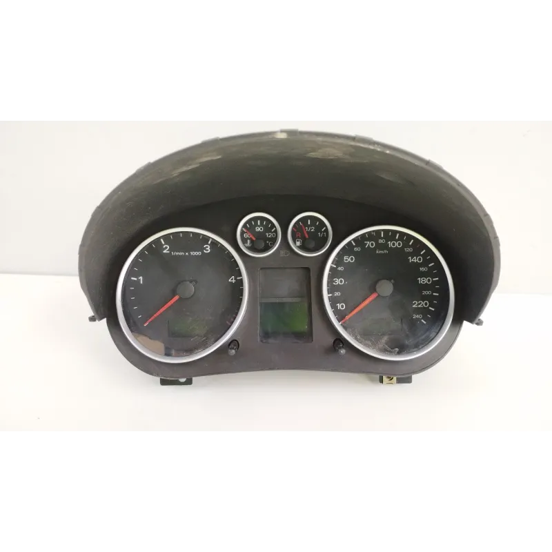 QUADRO STRUMENTI COMPL. AUDI A2 (8Z) (06/00-02/06) 1.4 TDI BER. 5P/D/1422CC