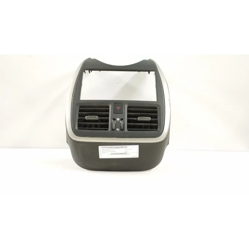 BOCCHETTA ARIA CENTR. CRUSCOTTO DX. NISSAN MICRA (K13K) (09/10-) 1.2 12V BER. 5P/B/1198CC