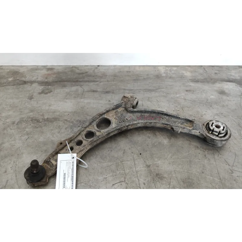 BRACCIO OSCILLANTE SOSP. ANT. SX. LANCIA YPSILON (TE) (06/03-09/06) 1.2 16V ARGENTO BER. 3P/B/1242CC