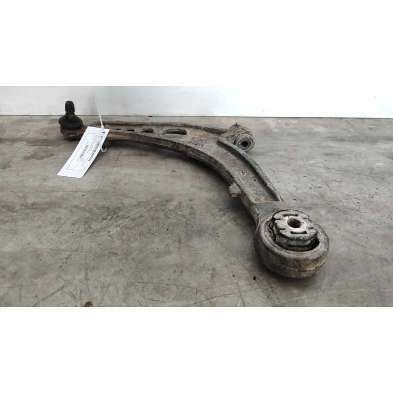 BRACCIO OSCILLANTE SOSP. ANT. SX. LANCIA YPSILON (TE) (06/03-09/06) 1.2 16V ARGENTO BER. 3P/B/1242CC